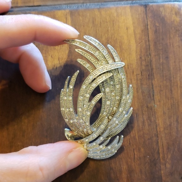 Silver Tone Crystal Accented Wing Feather Brooch - Picture 5 of 6